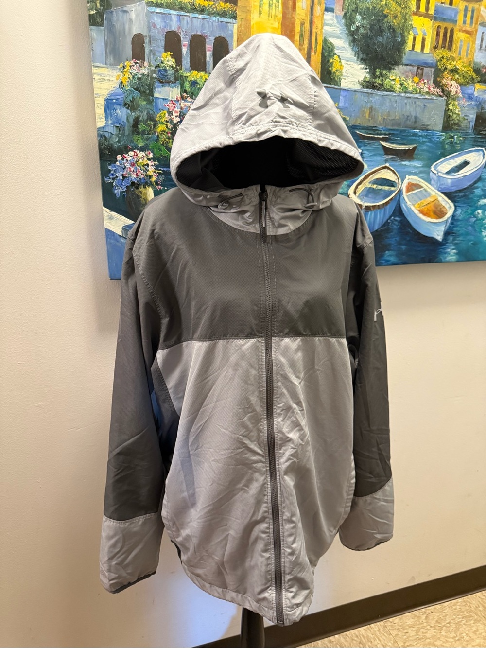 Lightweight Windbreaker Jacket in Two-Tone Gray